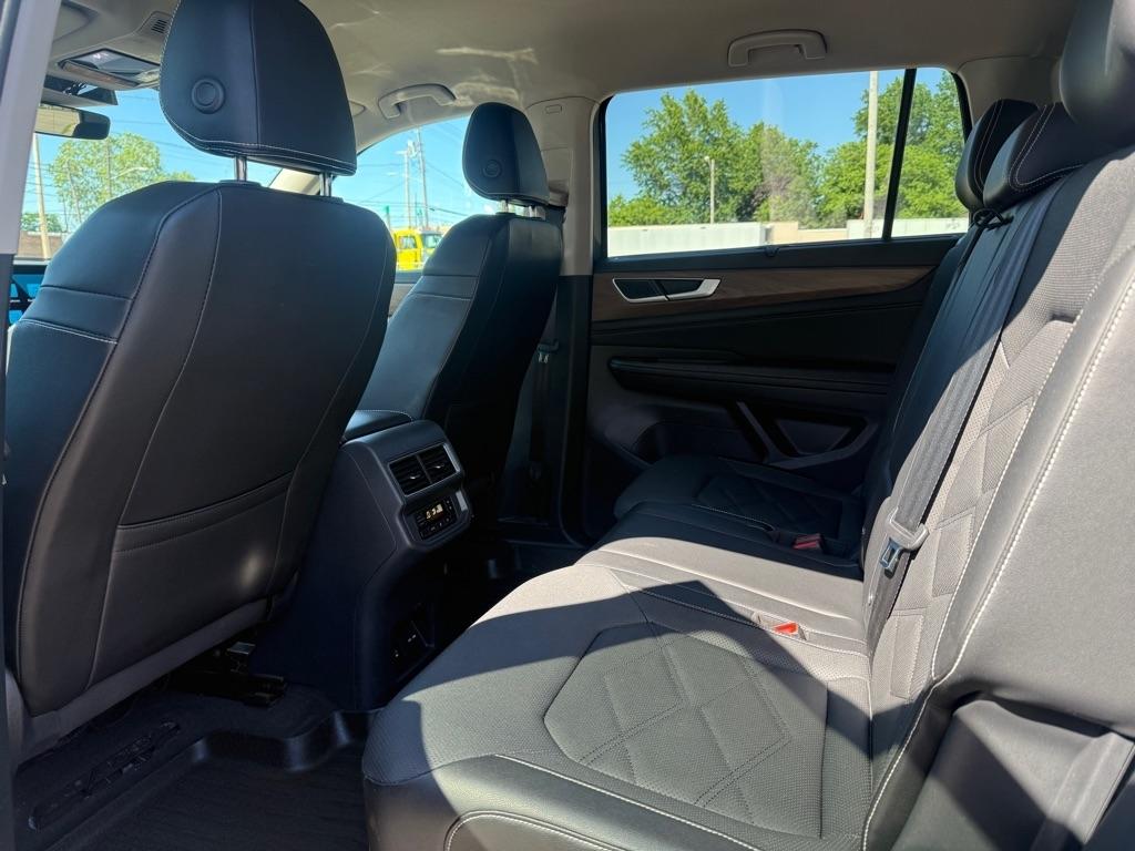 Volkswagen Atlas SE w/Technology 4MOTION 2024