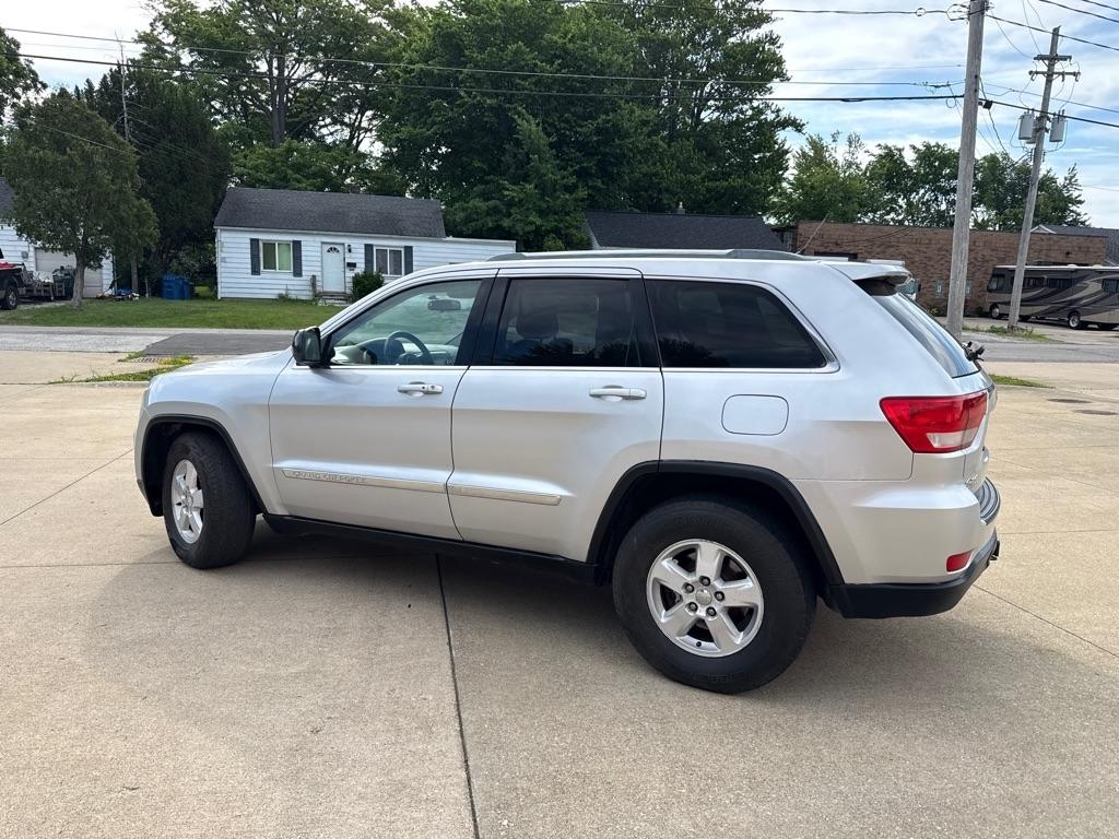 Jeep Grand Cherokee Laredo 4WD 2012