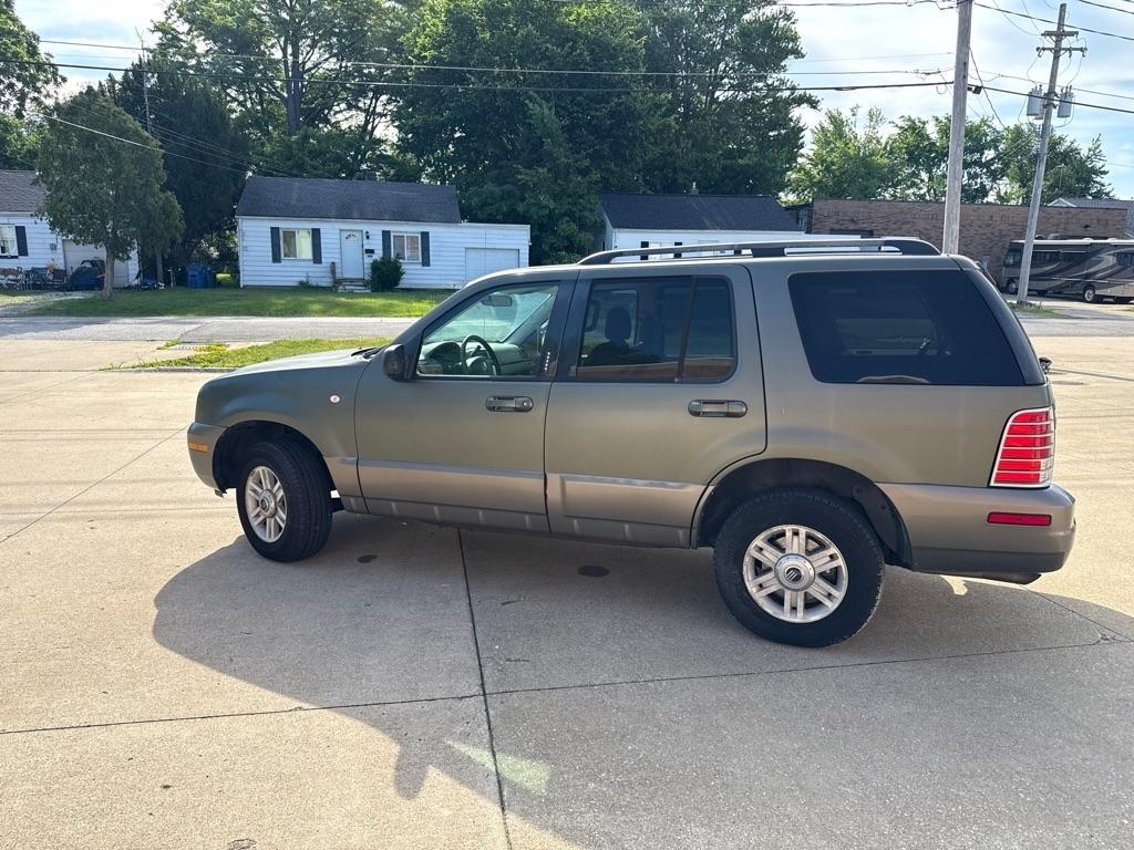 Mercury Mountaineer Convenience 4.0L 2WD 2004