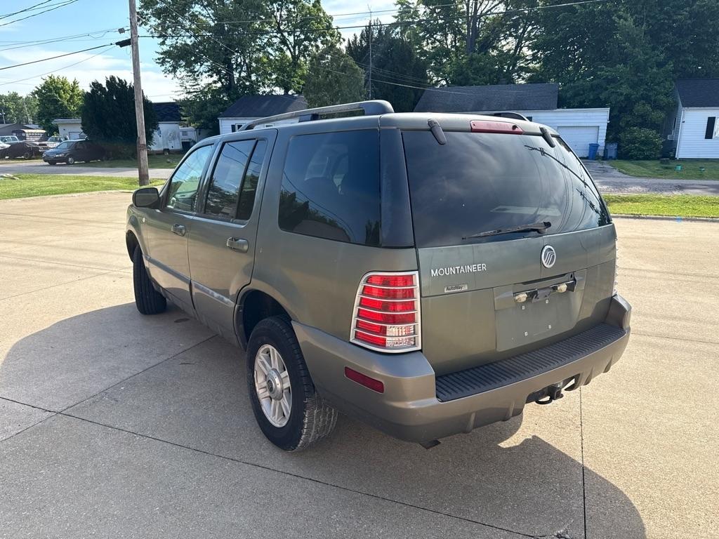 Mercury Mountaineer Convenience 4.0L 2WD 2004