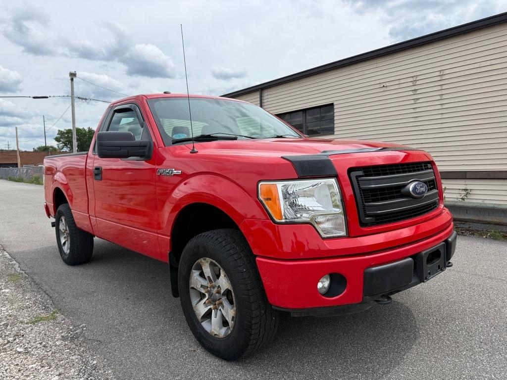 Ford F-150 XLT 8-ft. Bed 4WD 2013