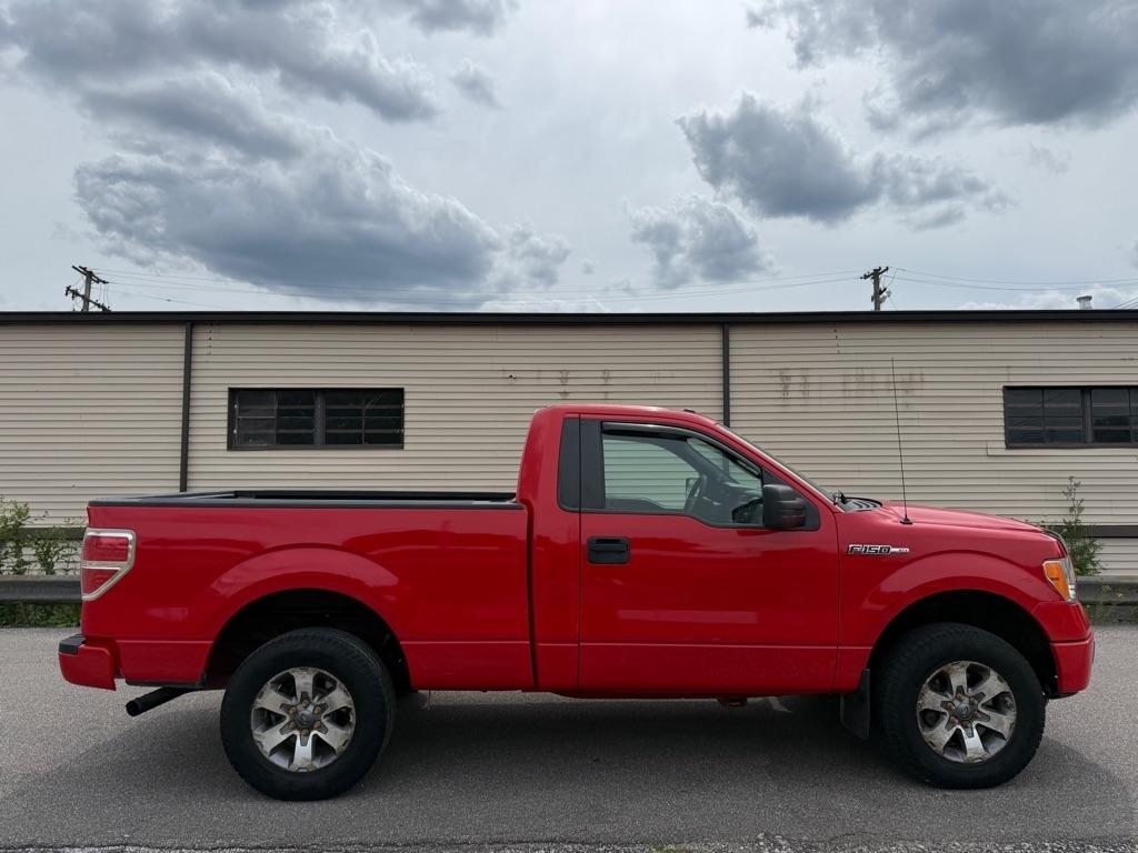 Ford F-150 XLT 8-ft. Bed 4WD 2013