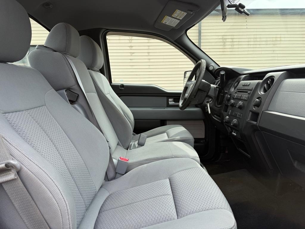 Ford F-150 XLT 8-ft. Bed 4WD 2013