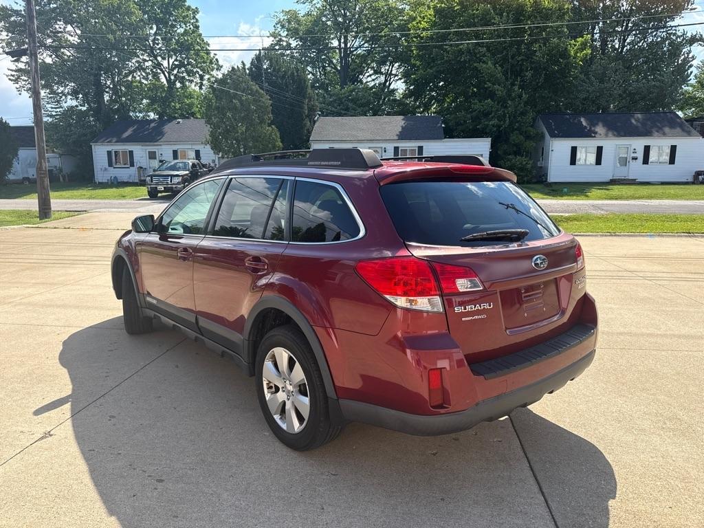 Subaru Outback 2.5i Premium 2011