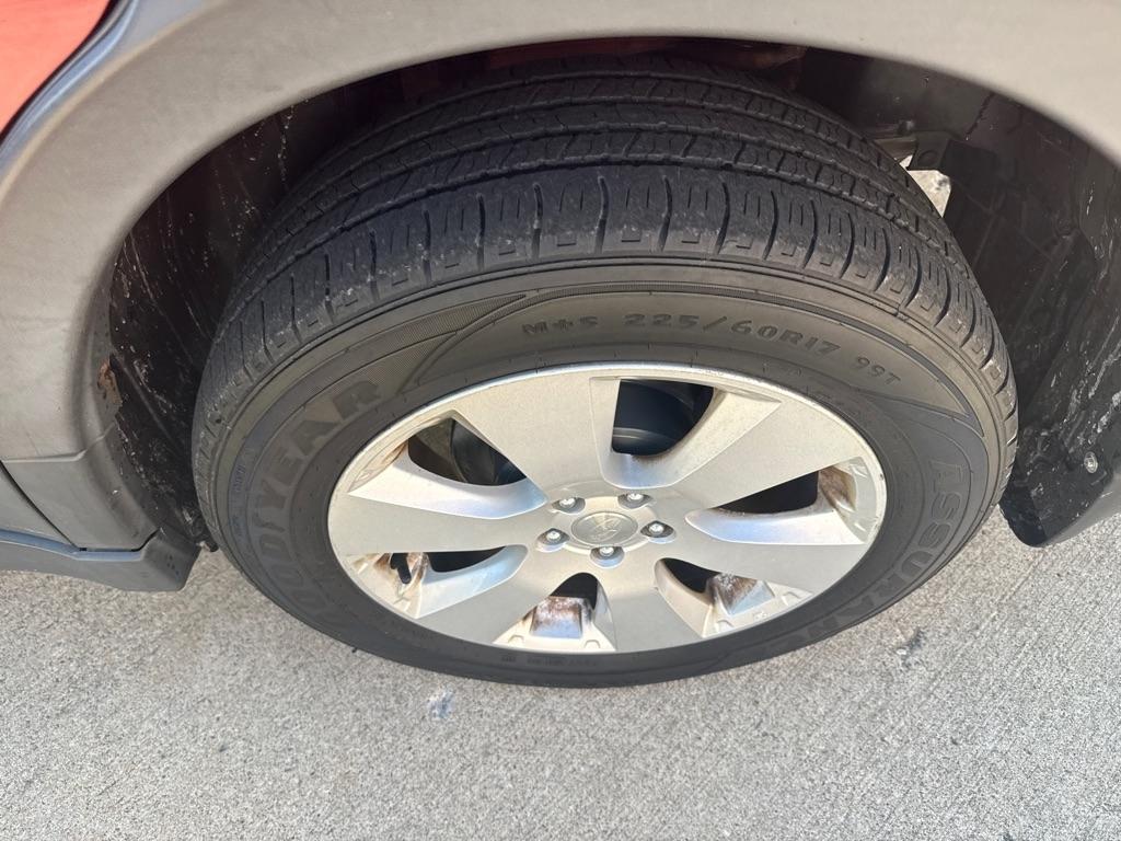 Subaru Outback 2.5i Premium 2011