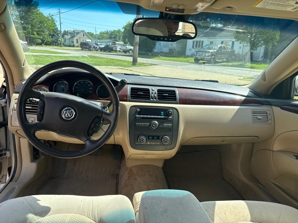 Buick Lucerne CX 2008
