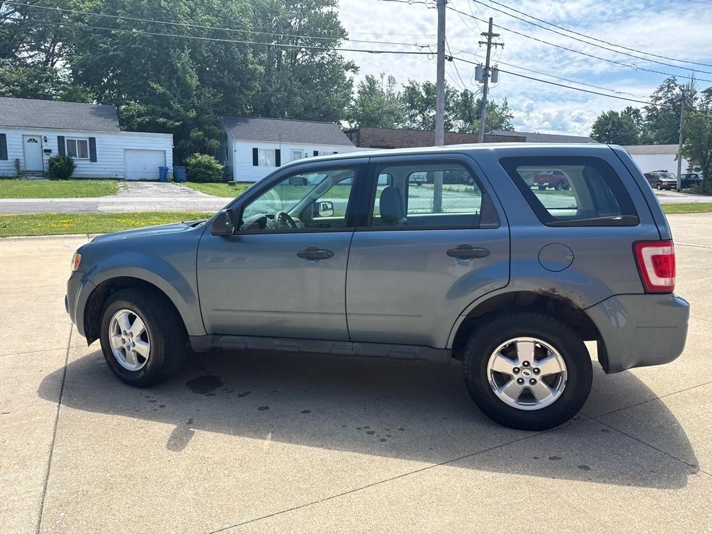 Ford Escape XLS FWD 2012