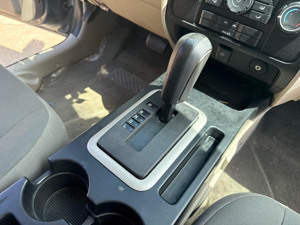 Ford Escape XLS FWD 2012