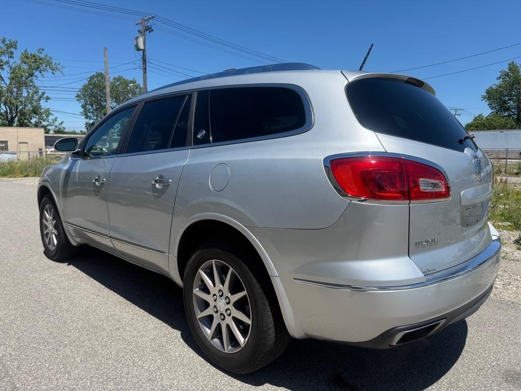 Buick Enclave Convenience FWD 2017