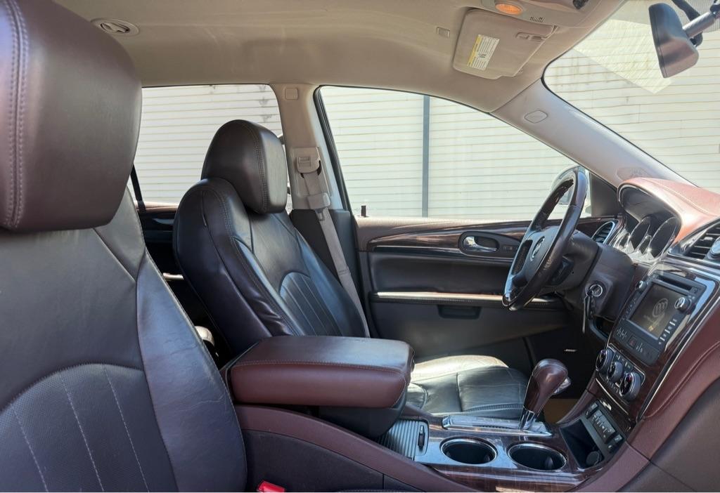 Buick Enclave Convenience FWD 2017