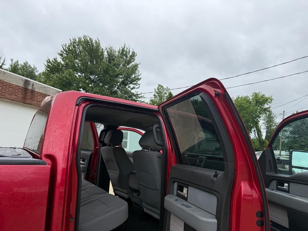 Ford F-150 XL SuperCrew 5.5-ft. Bed 4WD 2012