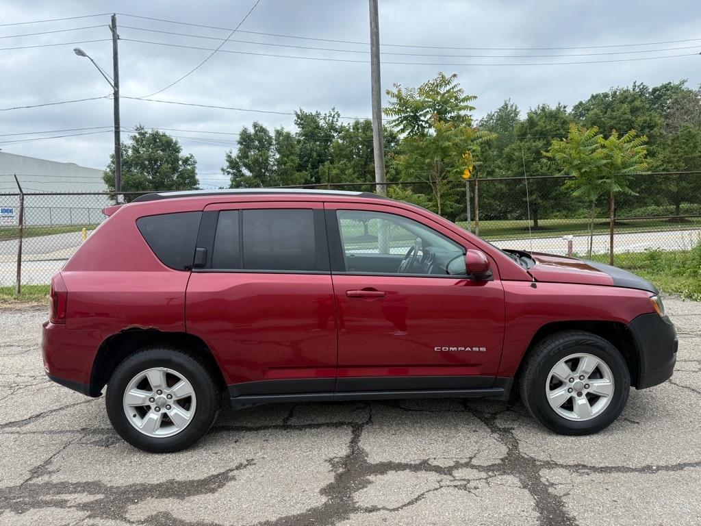 Jeep Compass Latitude FWD 2016