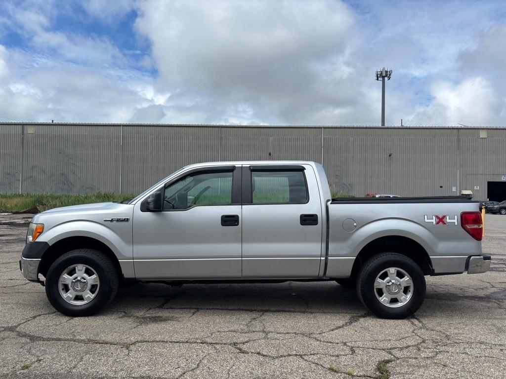 Ford F-150 XL SuperCrew 6.5-ft. Bed 4WD 2011