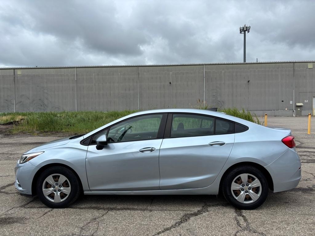 Chevrolet Cruze LS Auto 2018