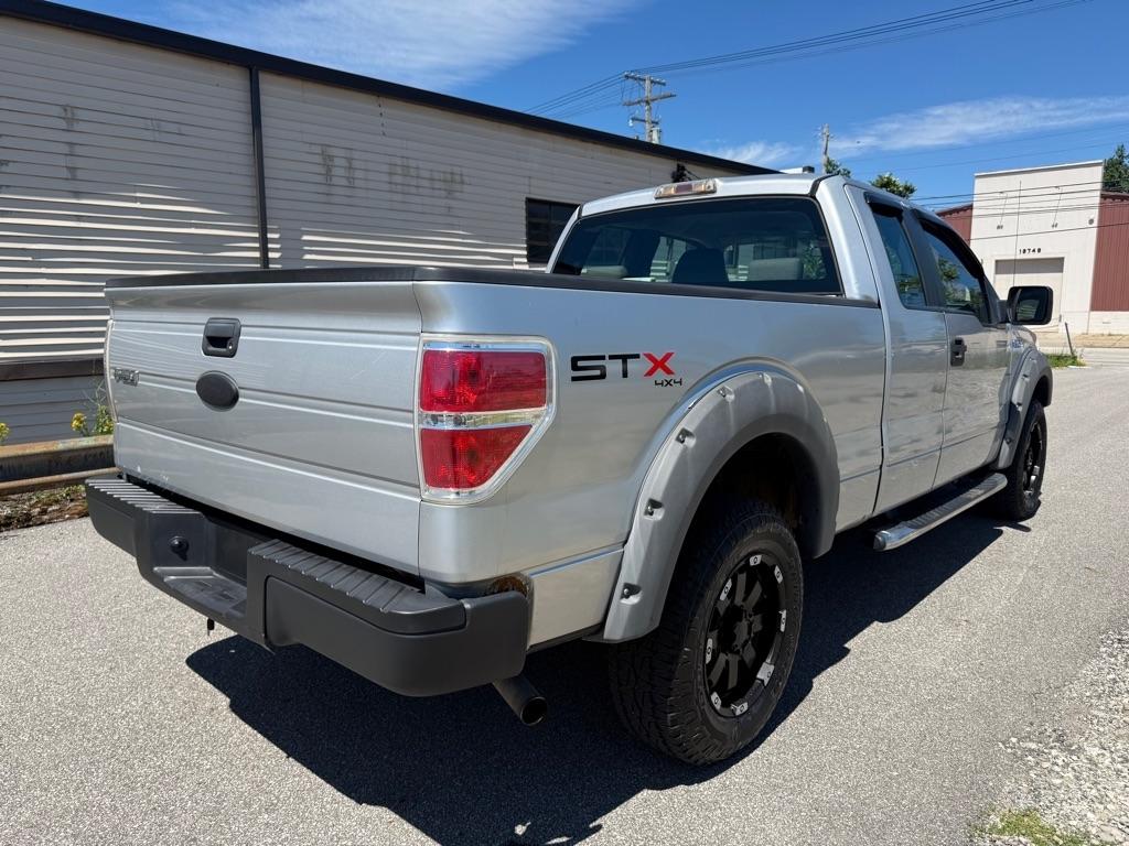 Ford F-150 XL SuperCab 6.5-ft. Bed 4WD 2009