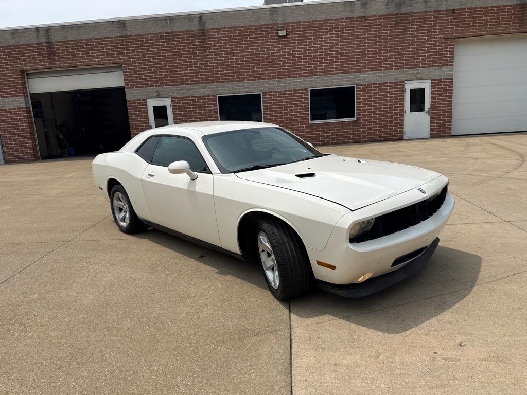 Dodge Challenger SE 2009