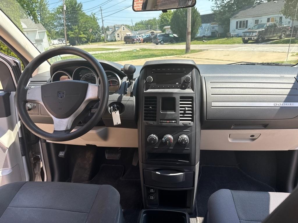 Dodge Grand Caravan SE 2009