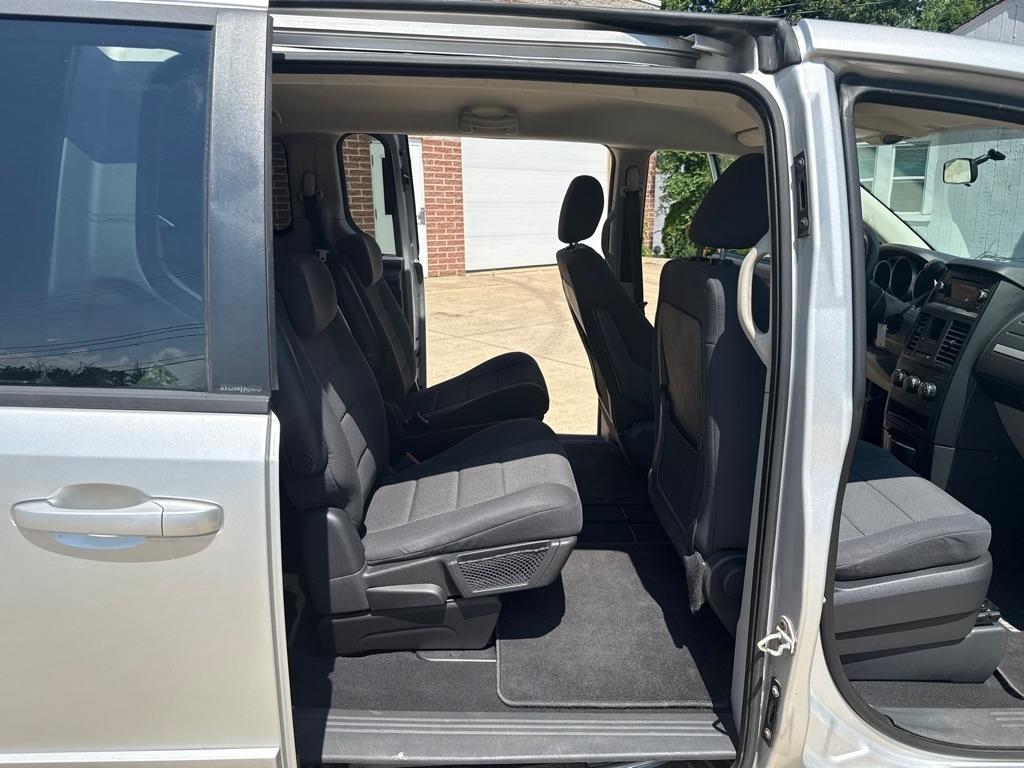 Dodge Grand Caravan SE 2009
