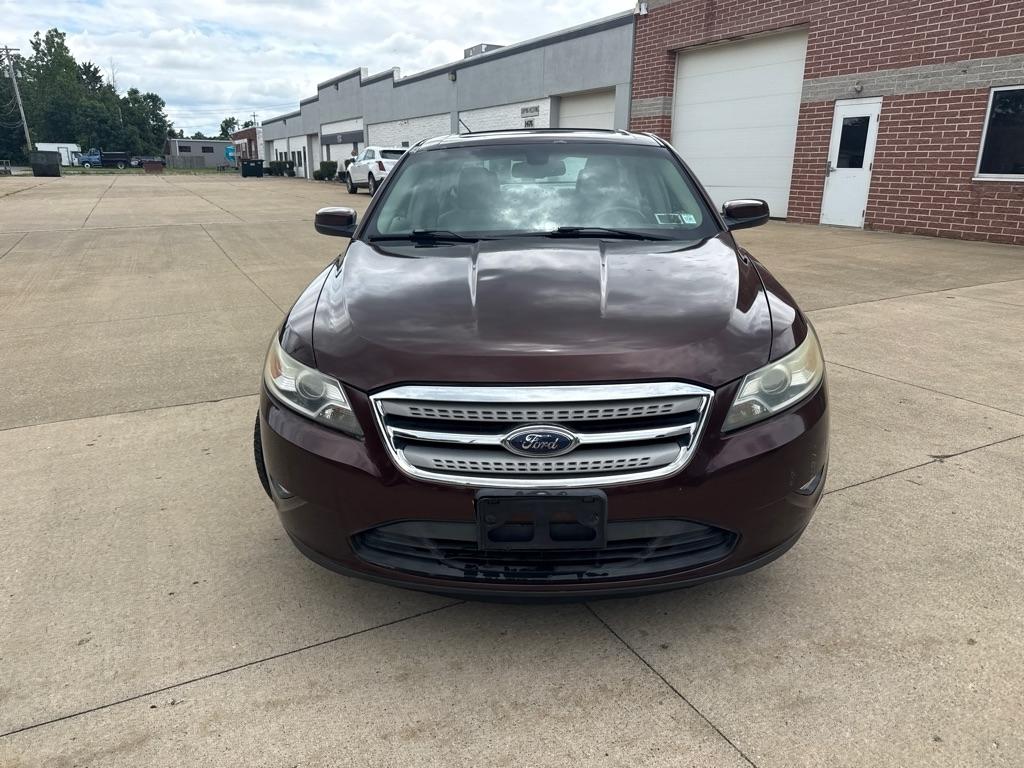 Ford Taurus SEL FWD 2010