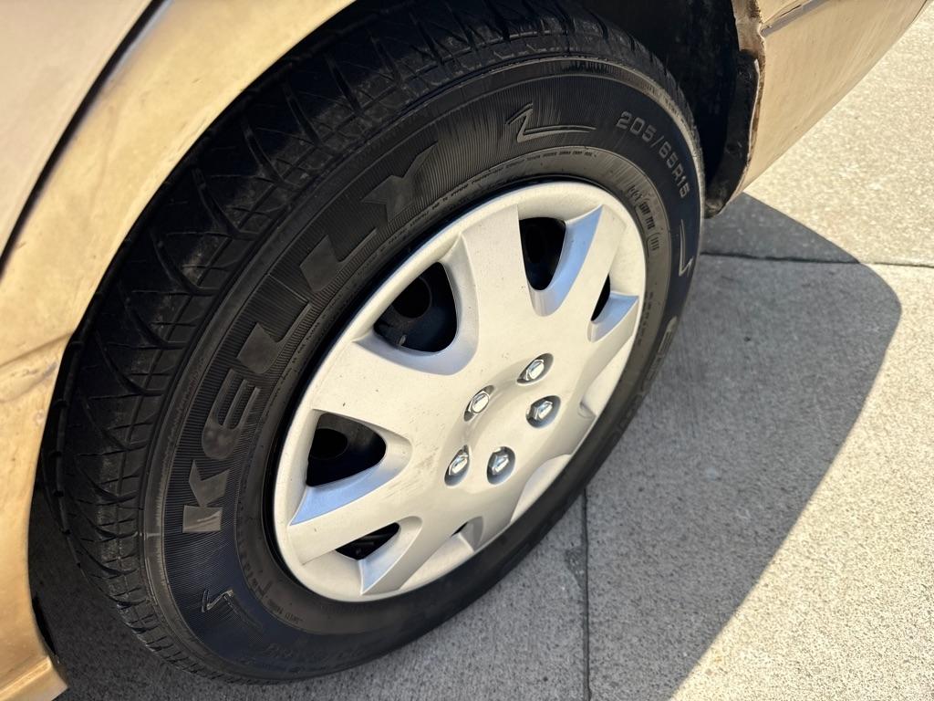 Toyota Camry CE 2000