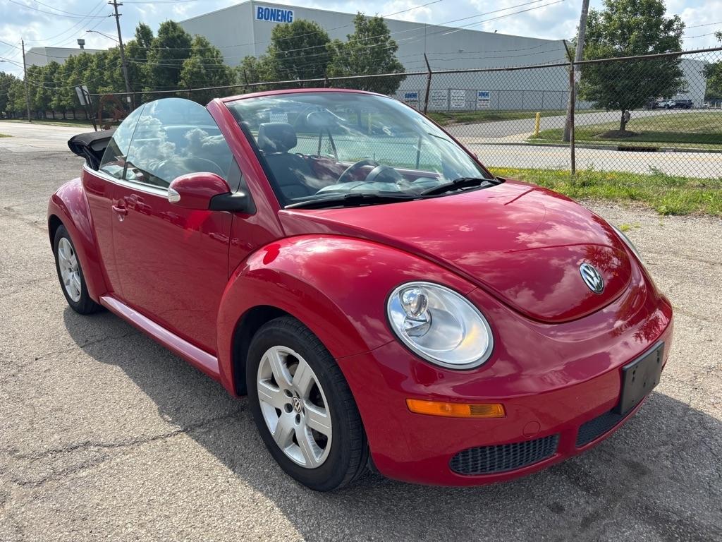 Volkswagen New Beetle 2.5L Convertible 2007