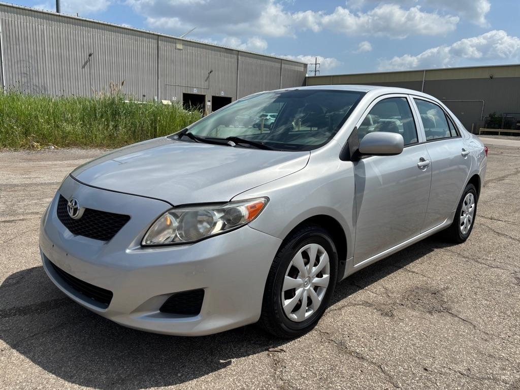 Toyota Corolla Base 4-Speed AT 2009