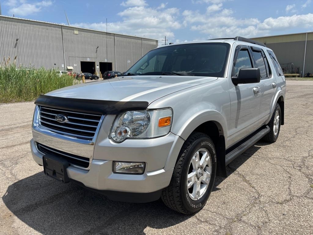 Ford Explorer XLT 4.0L 4WD 2009