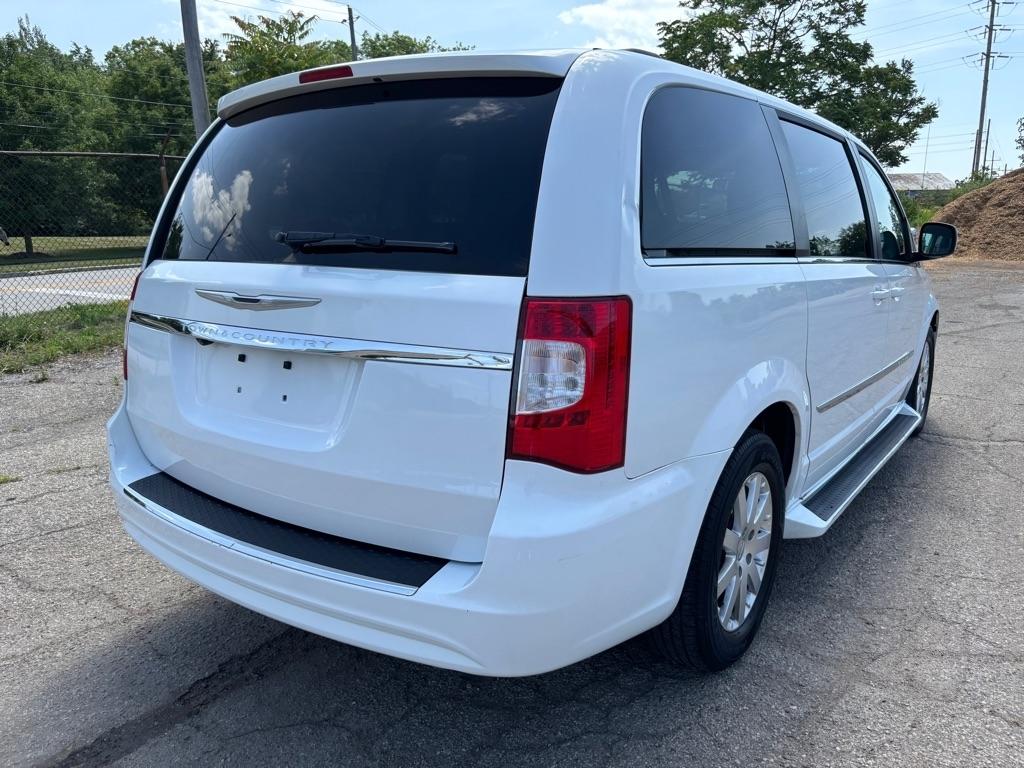 Chrysler Town & Country Touring 2014