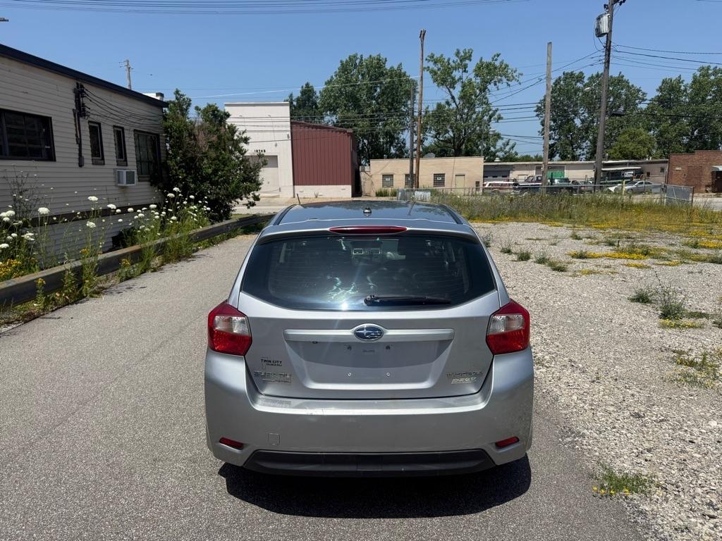 Subaru Impreza 2.0i PZEV CVT 5-Door 2015