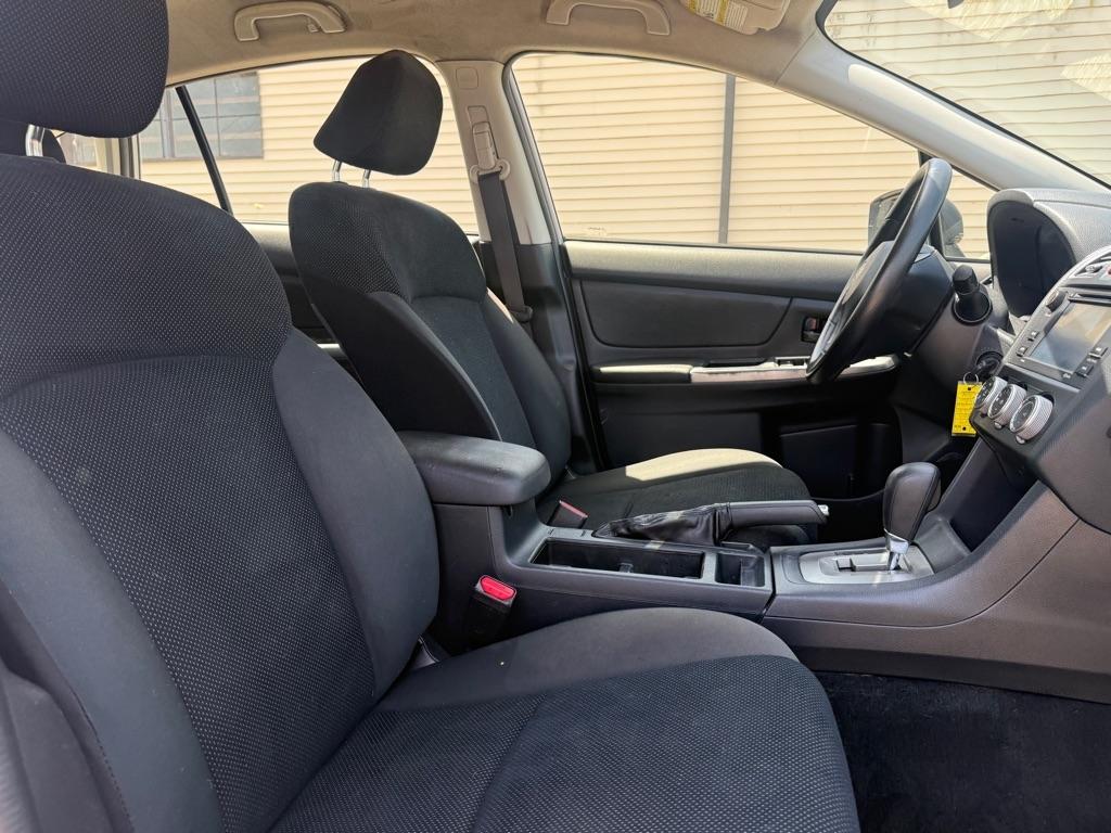 Subaru Impreza 2.0i PZEV CVT 5-Door 2015