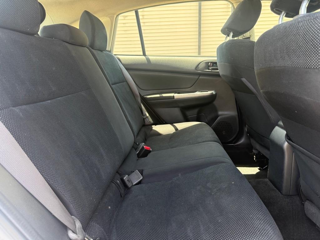 Subaru Impreza 2.0i PZEV CVT 5-Door 2015