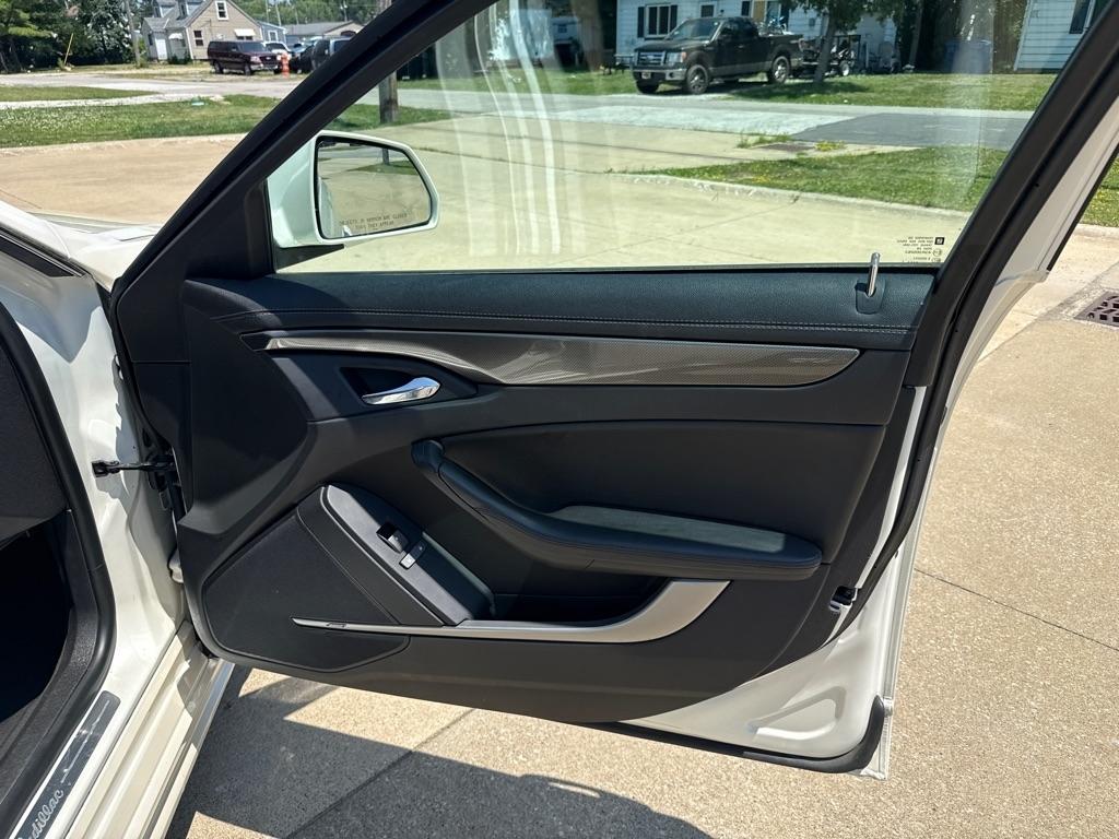 Cadillac CTS 3.0L Base 2011
