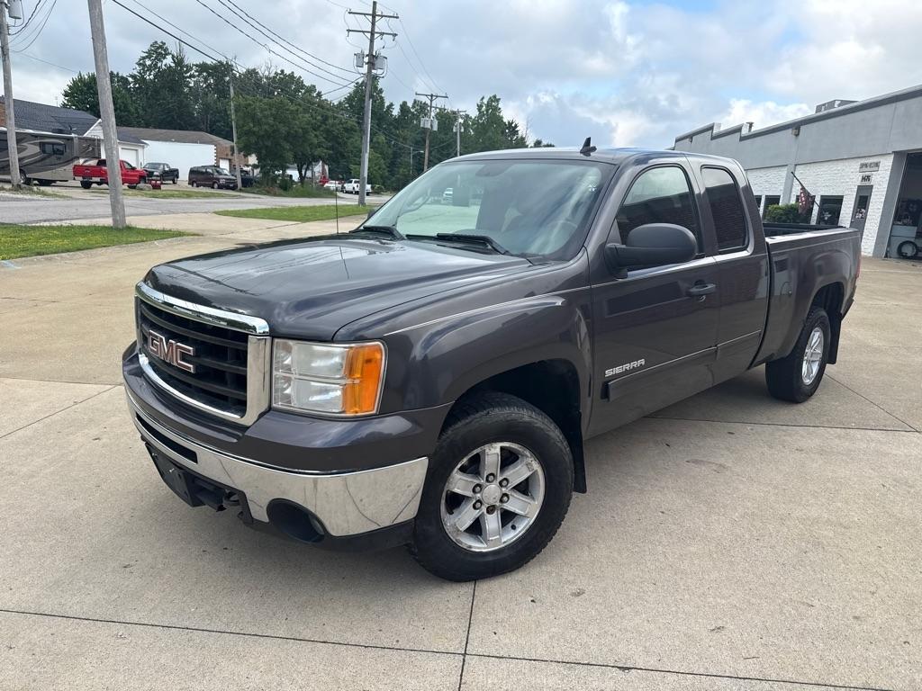GMC Sierra 1500 SLE Ext. Cab 4WD 2011