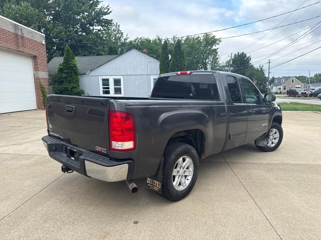 GMC Sierra 1500 SLE Ext. Cab 4WD 2011