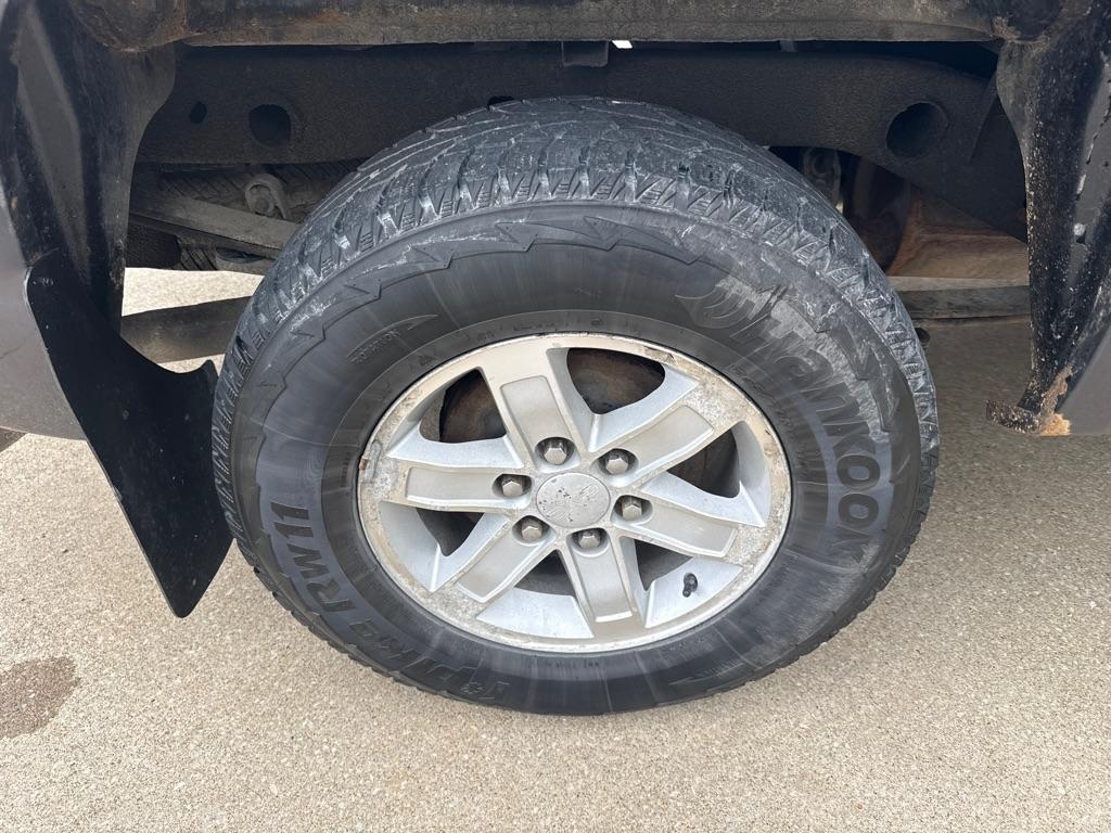 GMC Sierra 1500 SLE Ext. Cab 4WD 2011