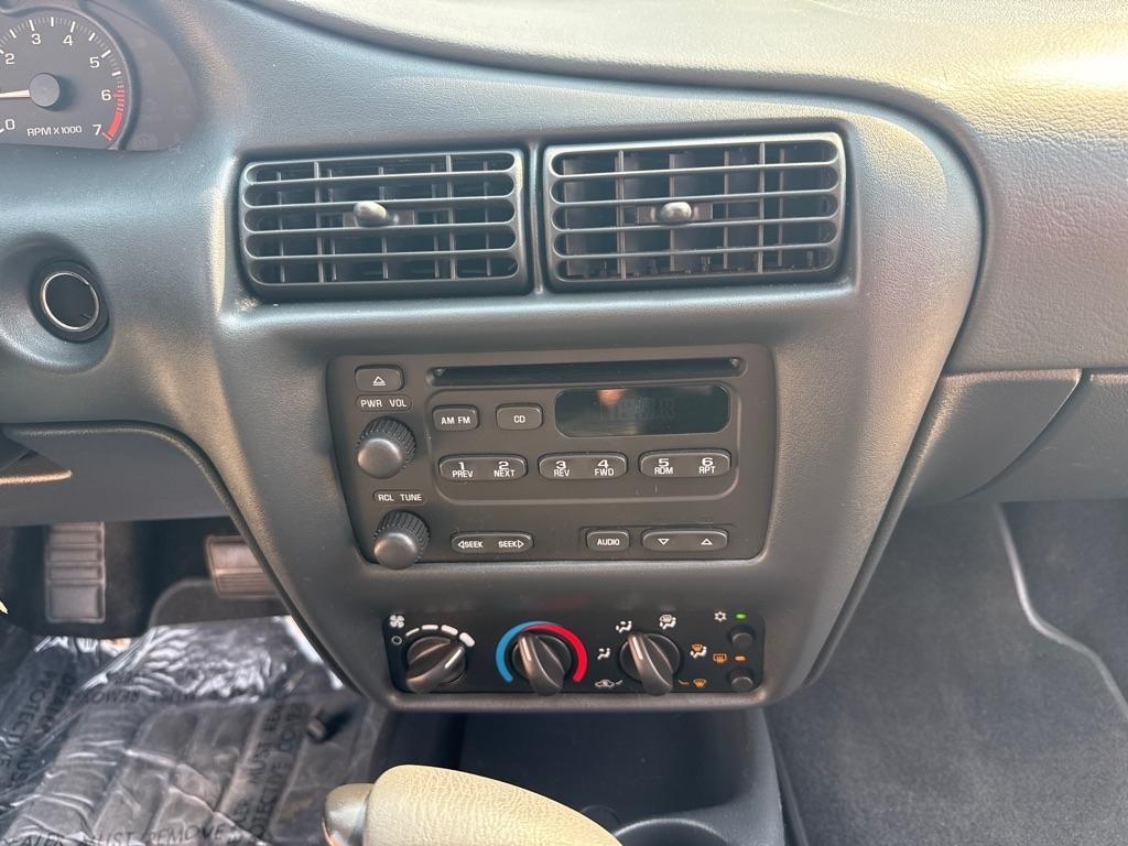 Chevrolet Cavalier Coupe w/1SV 2004