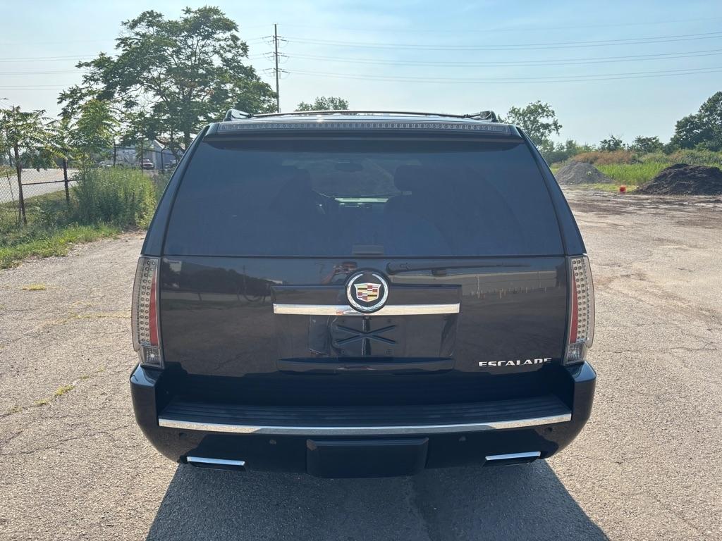 Cadillac Escalade AWD Premium 2013