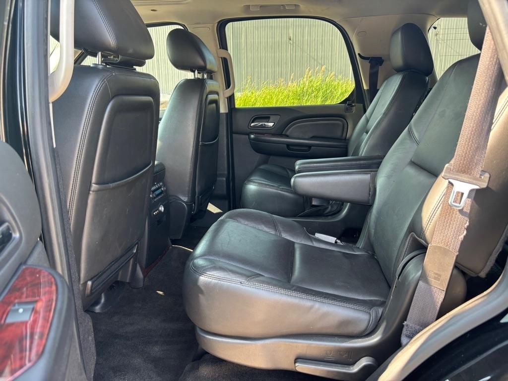Cadillac Escalade AWD Premium 2013