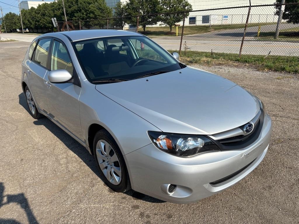 Subaru Impreza 2.5i 5-door 2011