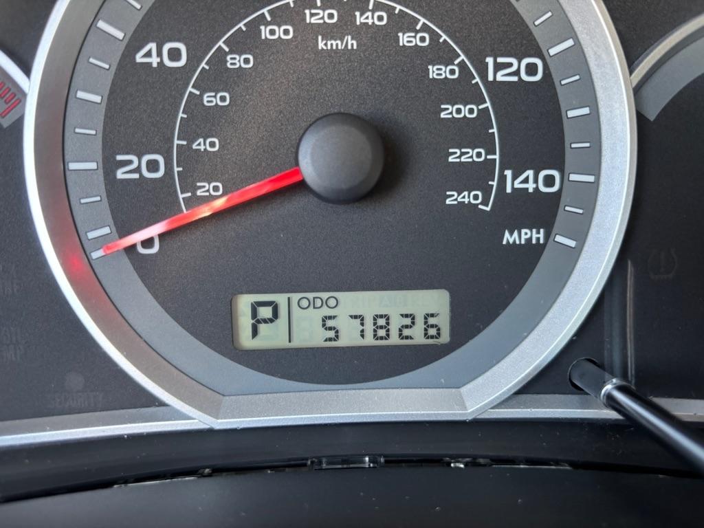 Subaru Impreza 2.5i 5-door 2011