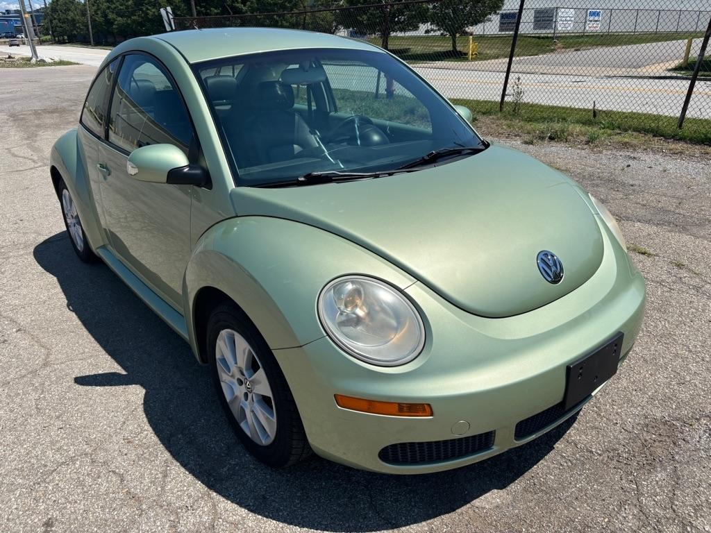 Volkswagen New Beetle S PZEV 2008