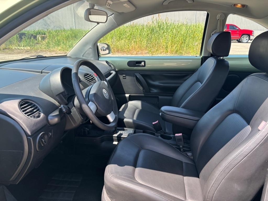 Volkswagen New Beetle S PZEV 2008