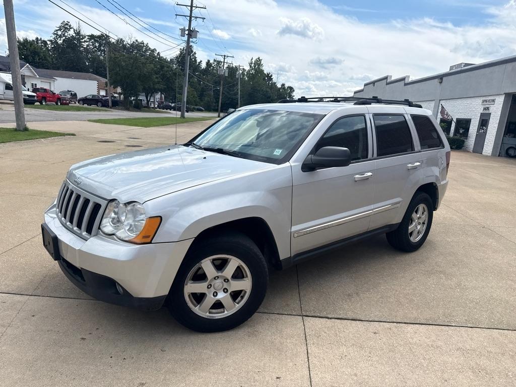 Jeep Grand Cherokee Laredo 4WD 2010