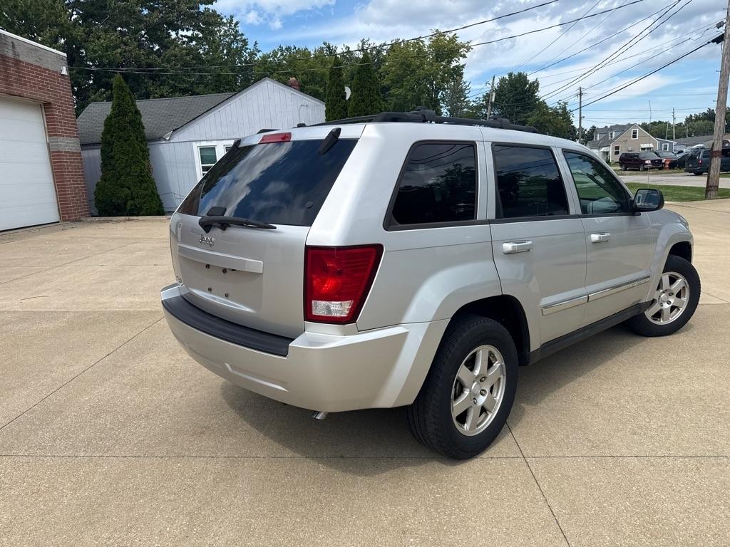 Jeep Grand Cherokee Laredo 4WD 2010