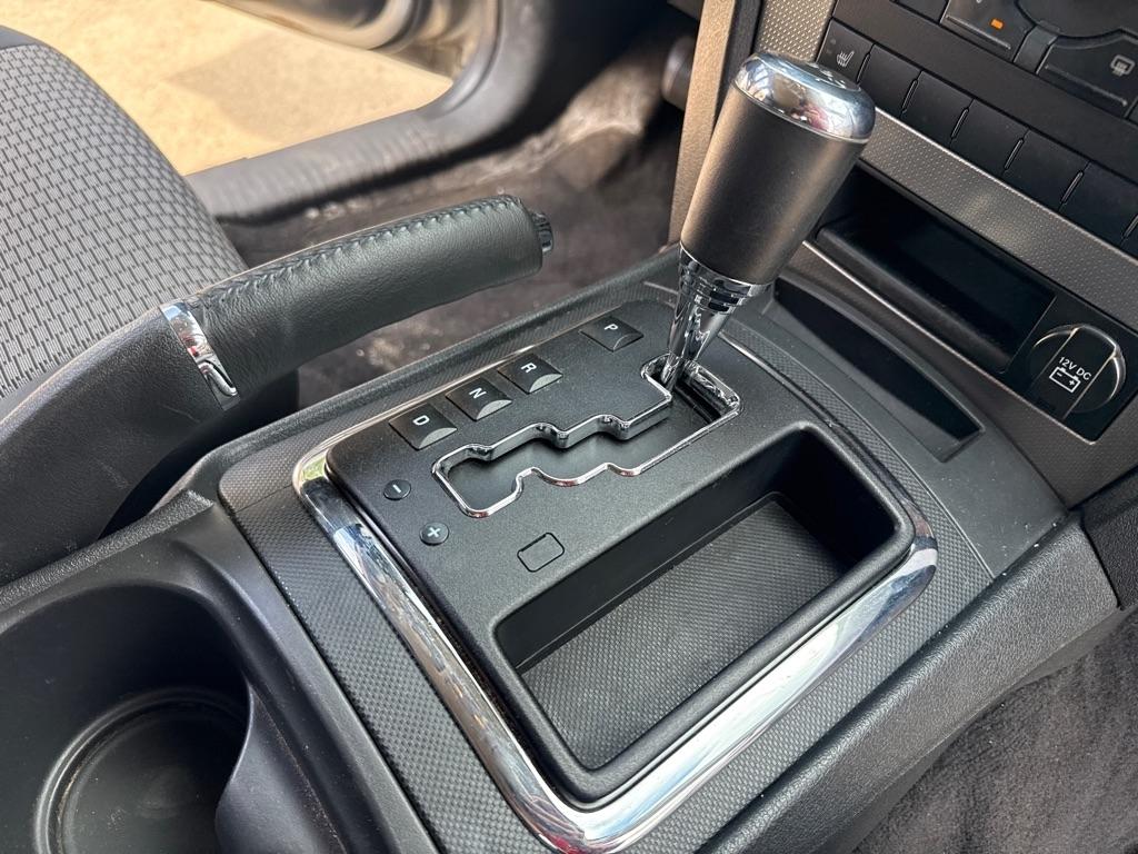 Jeep Grand Cherokee Laredo 4WD 2010