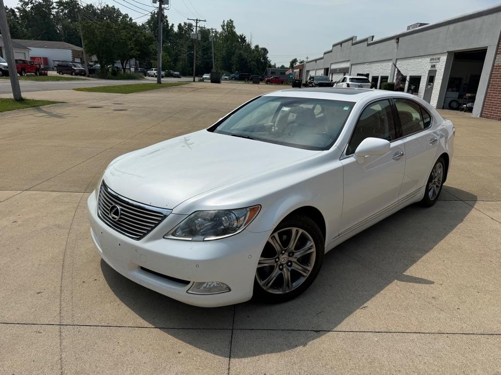 Lexus LS 460 Luxury Sedan 2008
