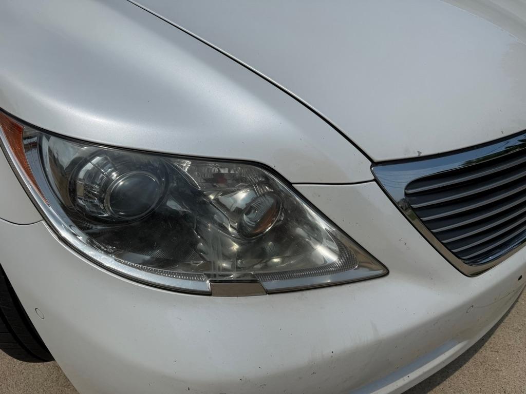 Lexus LS 460 Luxury Sedan 2008