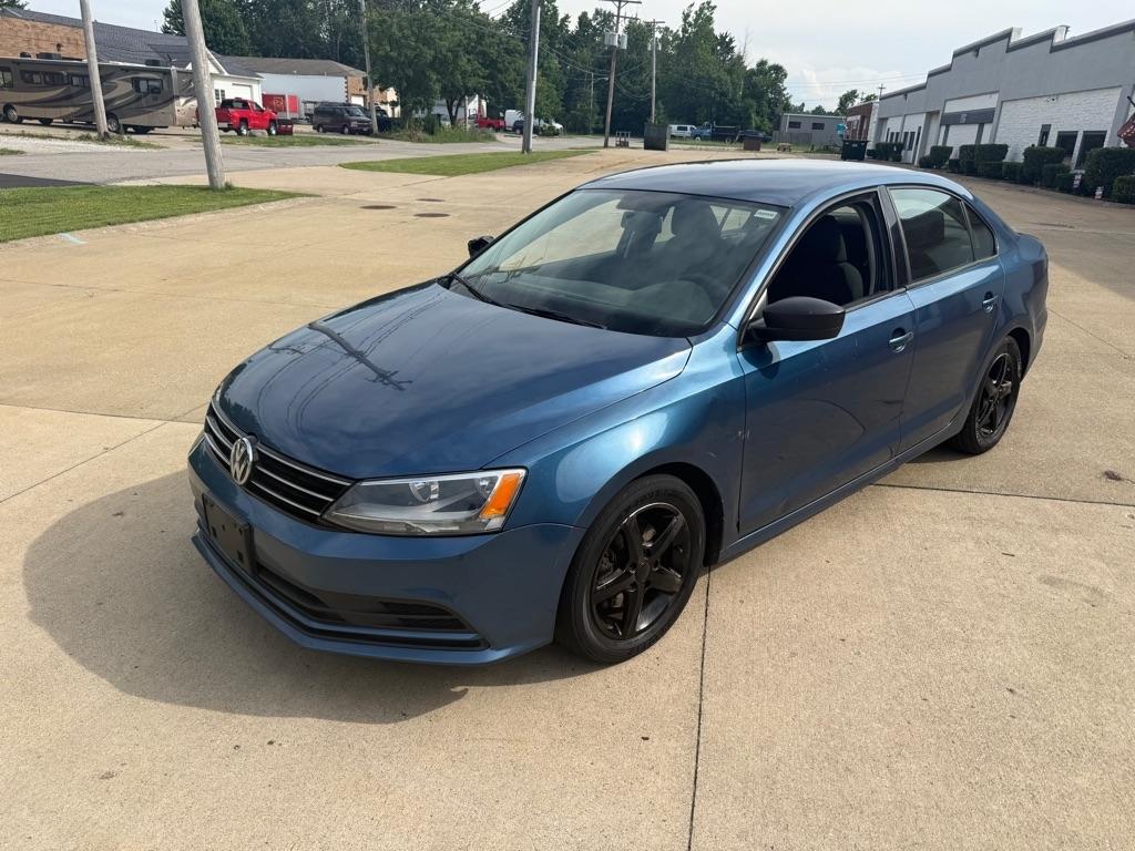 Volkswagen Jetta 1.4T S 6A 2016