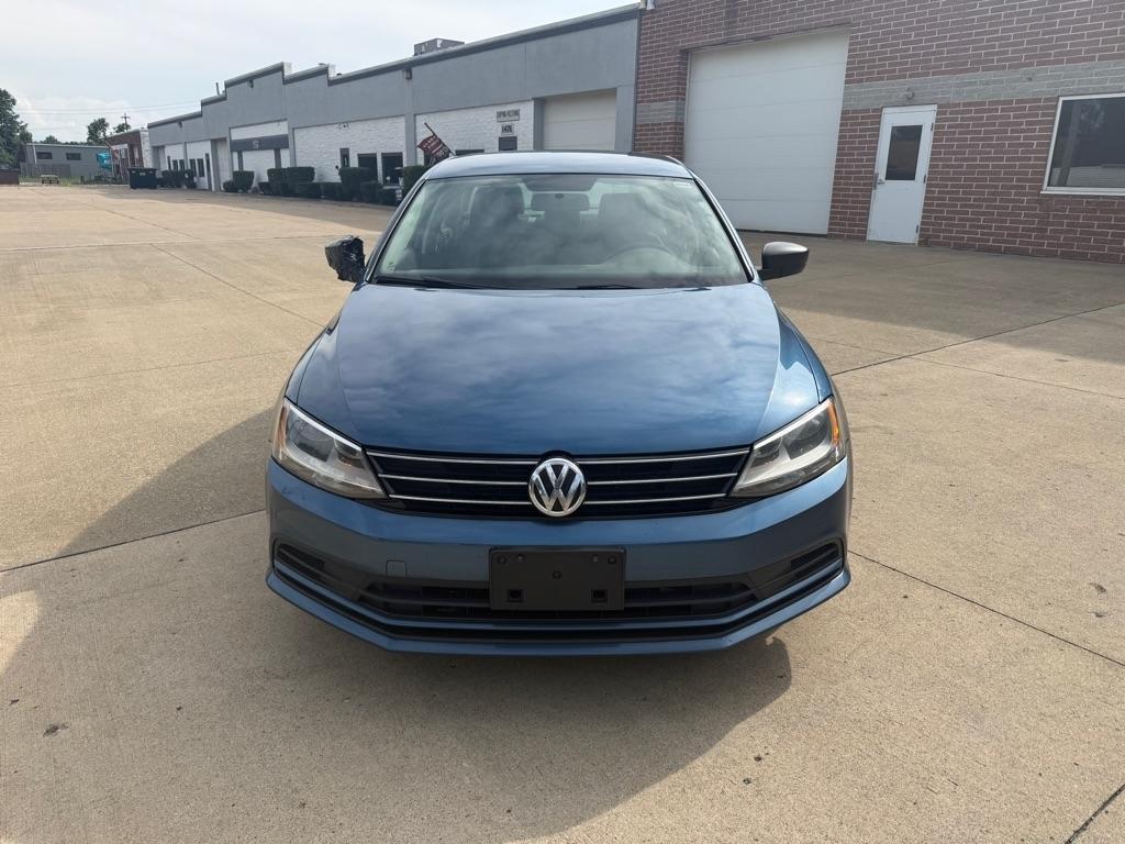 Volkswagen Jetta 1.4T S 6A 2016