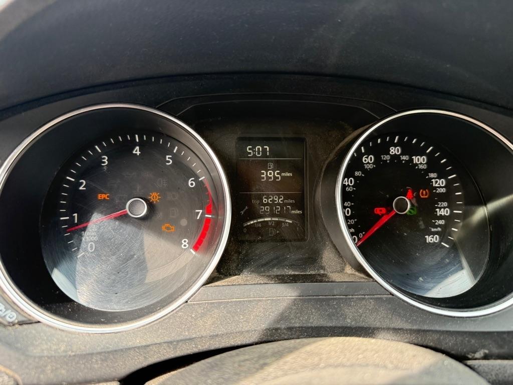 Volkswagen Jetta 1.4T S 6A 2016